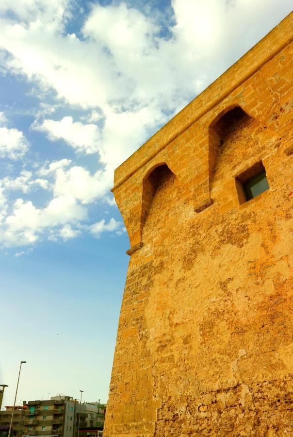Casa Vacanze Vecchia Torre ガリポリ エクステリア 写真